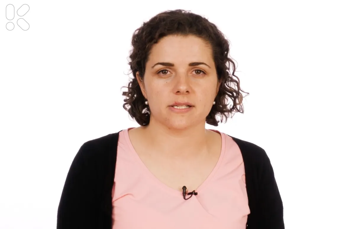 Iva Držmíšková a ukázka z kurzu Šití kožených kabelek