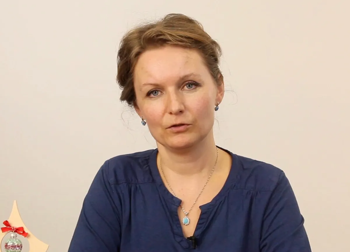 Ukázka svíček a vajíček zdobených horkým voskem v kurzu Markéty Endrštové